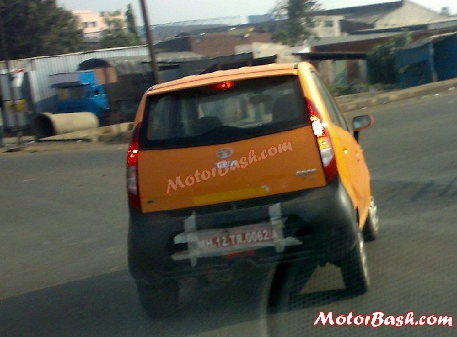 TATA-NANO-CNG-Launch-3