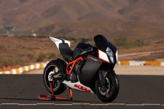 2010_KTM_RC8_india