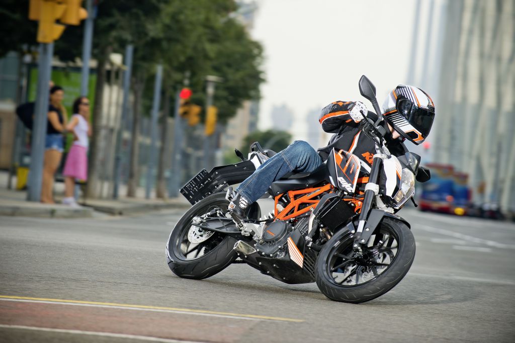 KTM-390-Duke-6