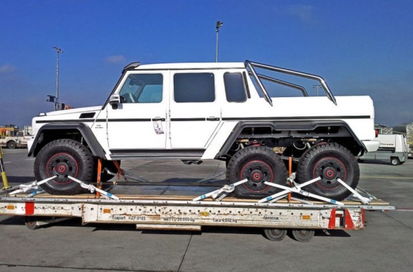 Mercedes-G-63-AMG-6x6-V8-Biturbo-2