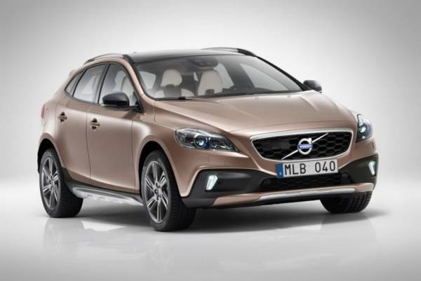 Volvo V Cross Country India Launch