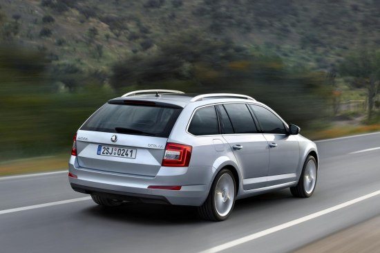 2013-Skoda-Octavia-Combi-1