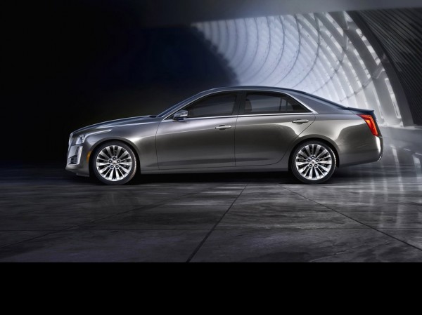 2014-Cadillac-CTS-sedan-13