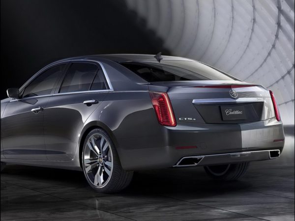 2014-Cadillac-CTS-sedan-2