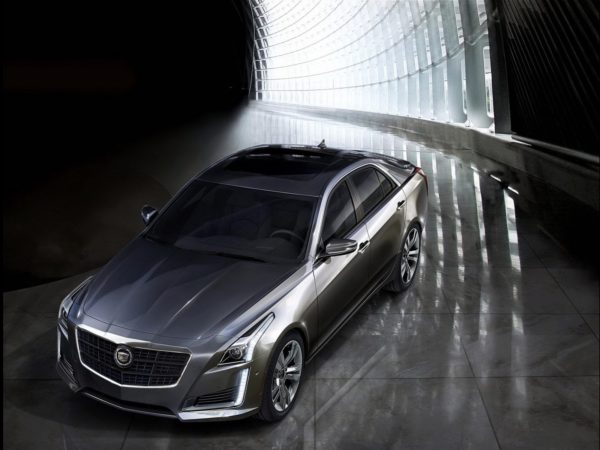 2014-Cadillac-CTS-sedan-5