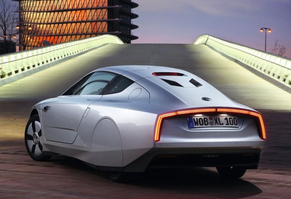 2014 Volkswagen XL1 Super Efficient Vehicle 2