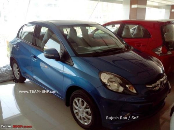 Honda-Amaze-VX-Launch-2