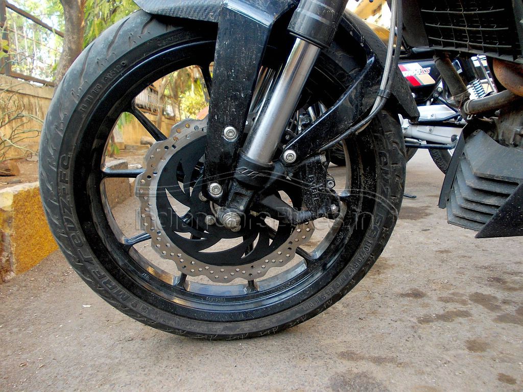 KTM-Duke-200-Petal-Disc-1