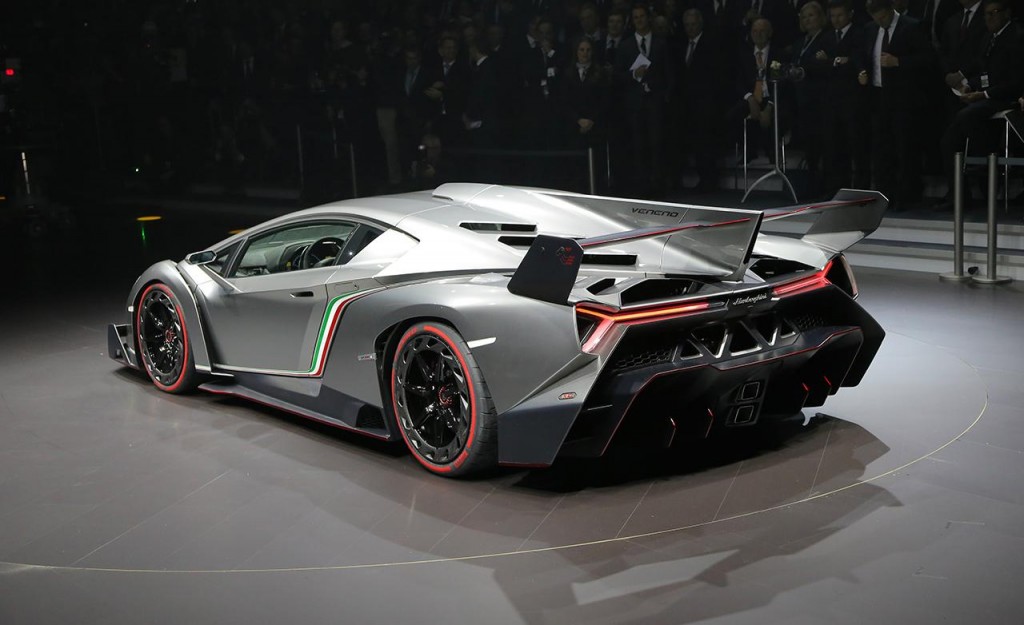 Lamborghini Veneno 5