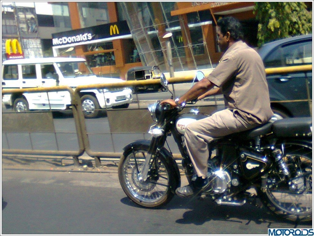 New Royal Enfield Bullet 500-2