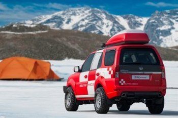 Tata-Safari-Storme-Mountain-Rescue-Concept 2