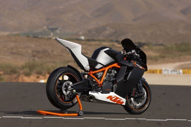 ktm_1190_rc8_r_India 3