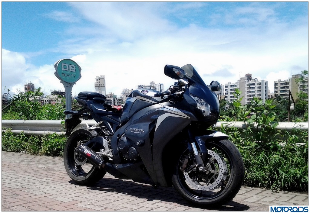 Honda CBR1000RR Fireblade (1)