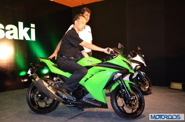 Kawasaki Ninja 300 India (19)