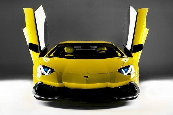 Lamborghini Aventador LP 720-4 50° Anniversario 4