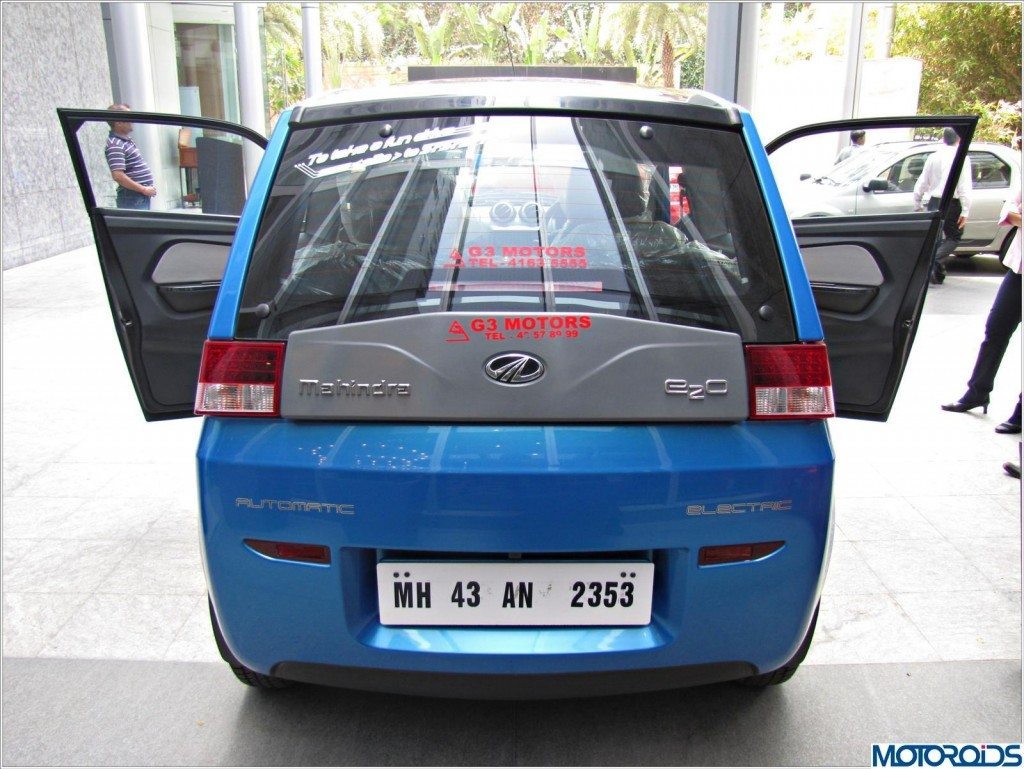 Mahindra Reva E20 (8)