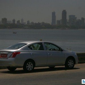 Nissan Sunny Xtronic CVT