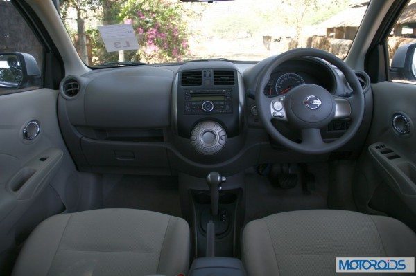 Nissan Sunny Xtronic CVT (28)