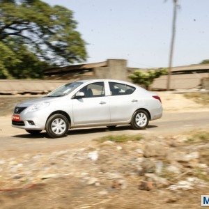 Nissan Sunny Xtronic CVT