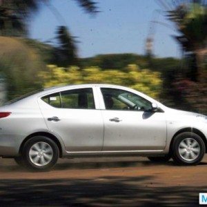 Nissan Sunny Xtronic CVT