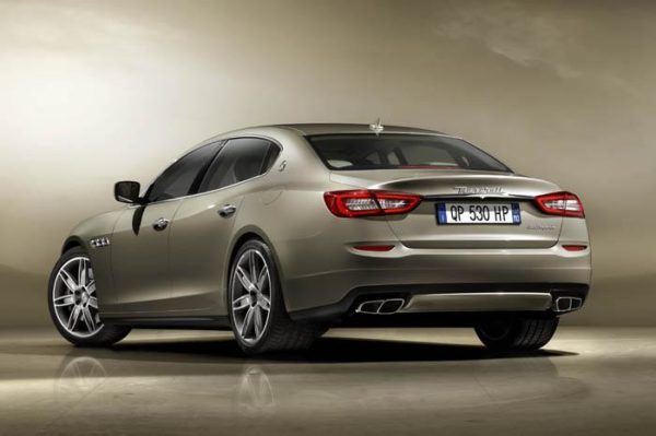 2013-Maserati-Quattroporte-5