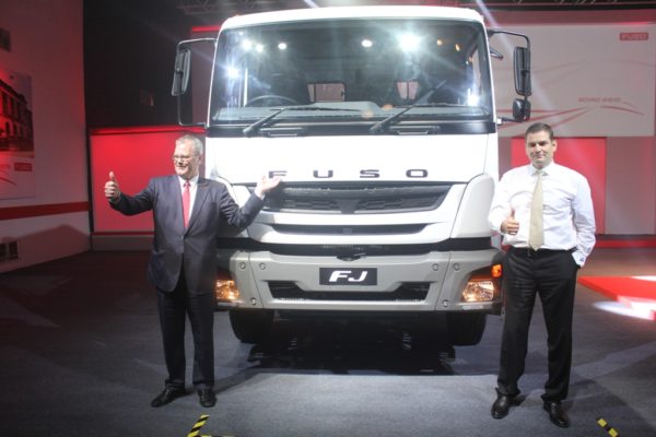 Daimler-FUSO-trucks-2