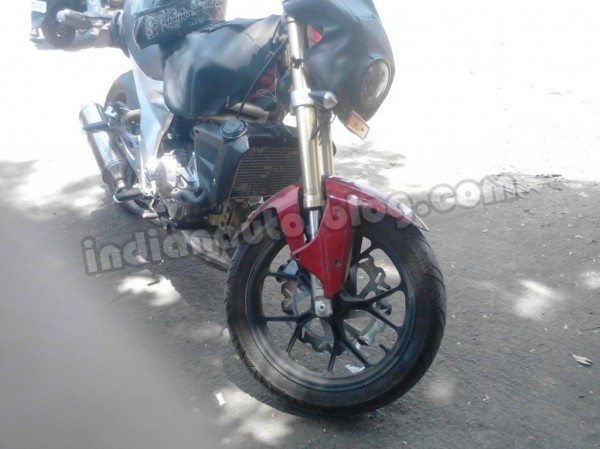 Mahindra-Mojo-300-Price-in-India-2