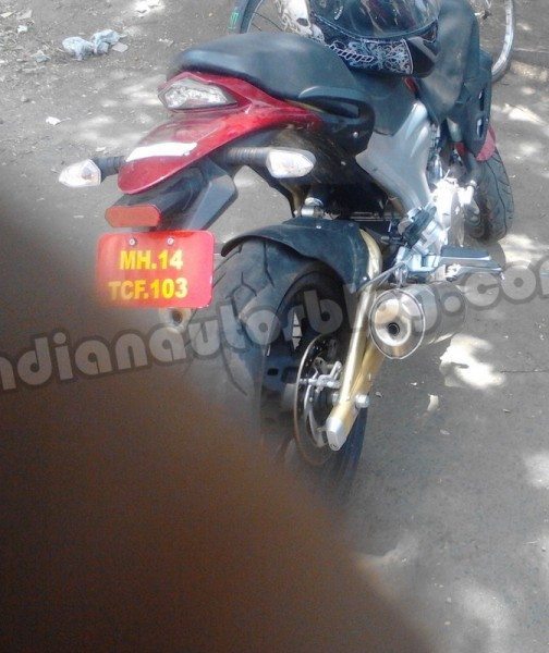 Mahindra-Mojo-300-Price-in-India-3