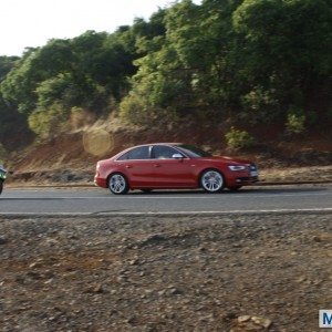 Ninja  Vs Audi S