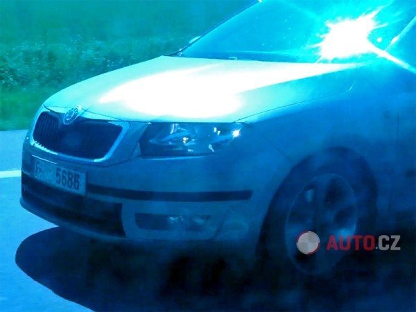 Skoda-Rapid-Spaceback-pics-2