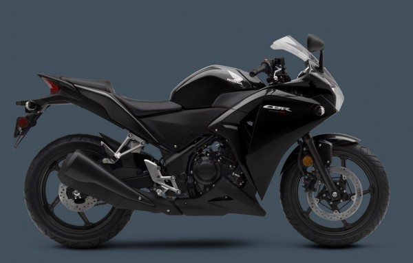 2013-Honda-CBR-250R-Black-color