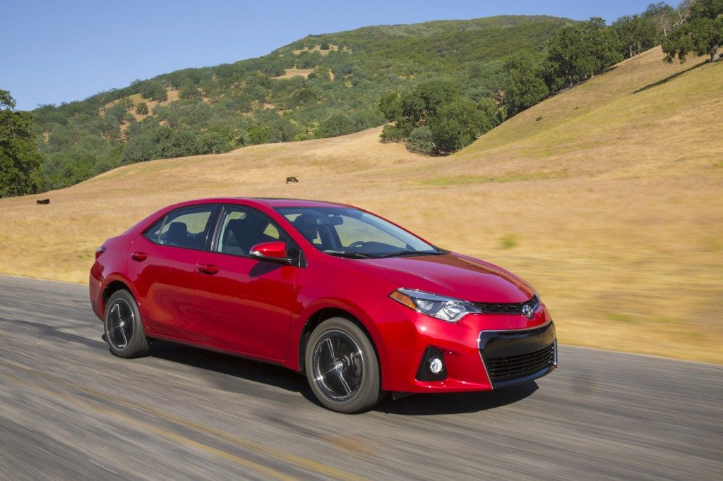 2014-toyota-corolla-pics-4