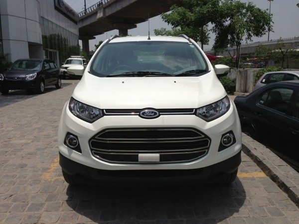 Ford-EcoSport-booking-prices-pics-1