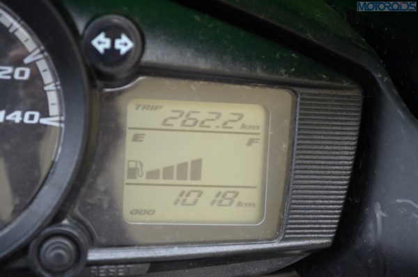 The digi display unit shows fuel gauge, odo, trip and service schedule reminder