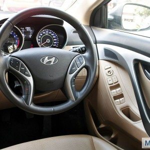 Hyundai elantra Fluidic India review