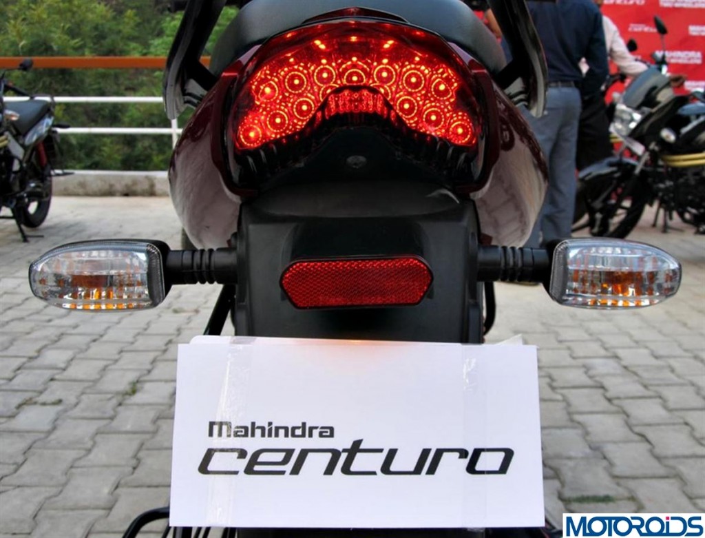 Mahindra Centuro Review (5)