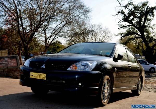 Mitsubishi-Cedia-Sports-India-6