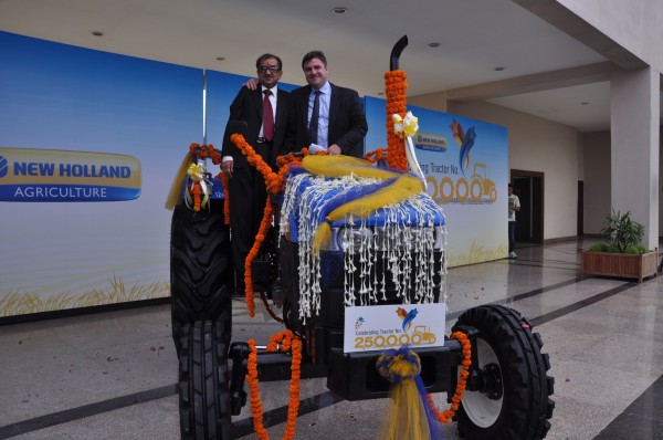 Mr. Rakesh Malhotra, Head of New Holland Fiat India,Mr Stefano Pampalone, Head of Operations for India, Pakistan, Far East and Japan at the Celebration to mark rollout of New Holland's 2,50,000th tractor2