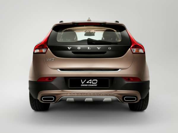 Volvo-V40-India-Price-features-diesel-engine-2