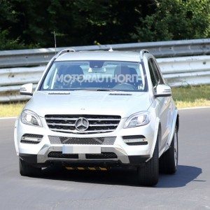 mercedes benz mlc class pics launch