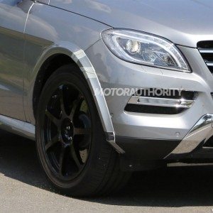 mercedes benz mlc class pics launch