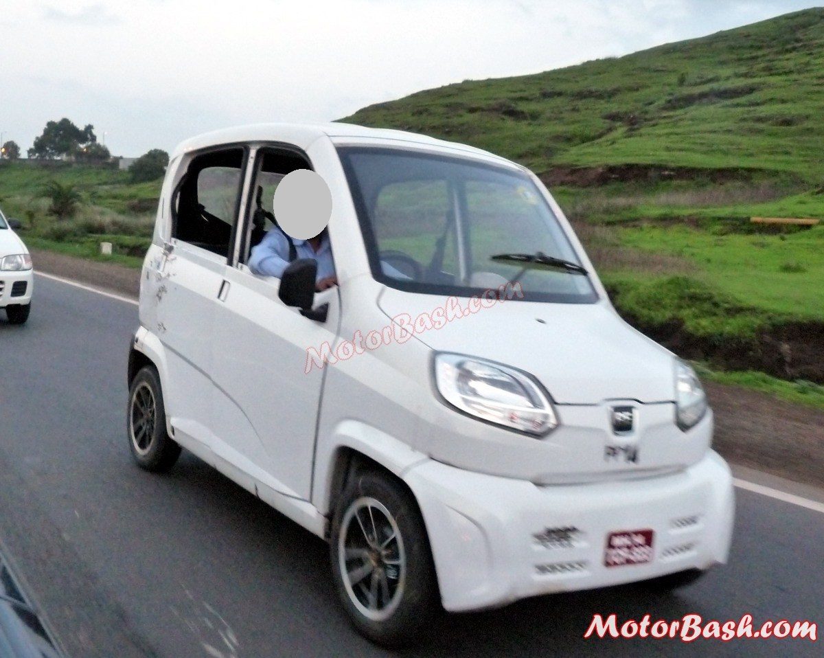 Bajaj RE launch price pics