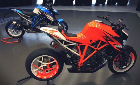 KTM 1290 Super Duke R – Patriot Edition-3