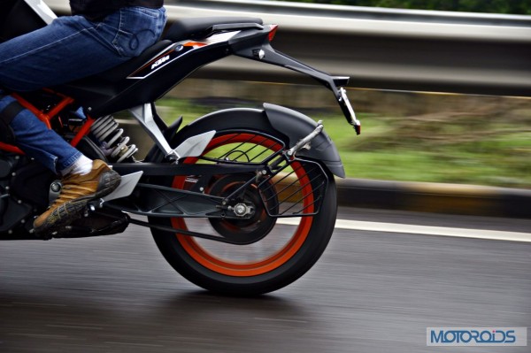 KTM 390 Duke India road test review (10)