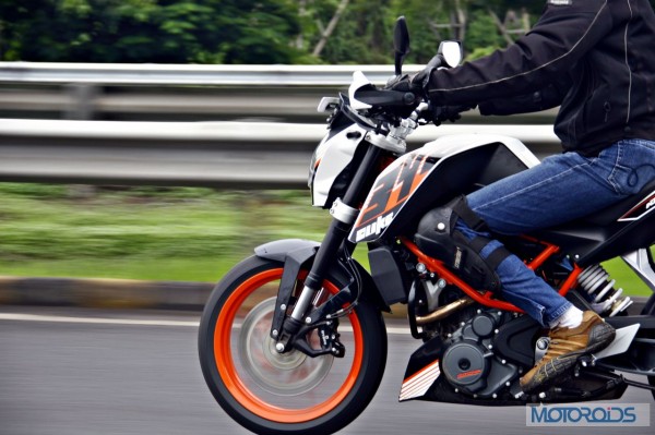 KTM 390 Duke India road test review (8)