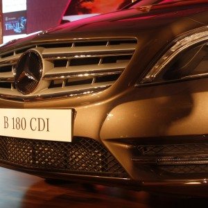 Mercedes B Class diesel B CDI pics price