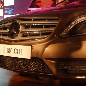 Mercedes B Class diesel B CDI pics price