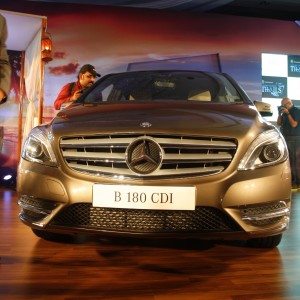 Mercedes B Class diesel B CDI pics price