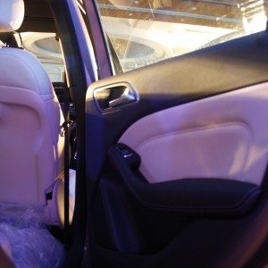 Mercedes B Class diesel B CDI pics price