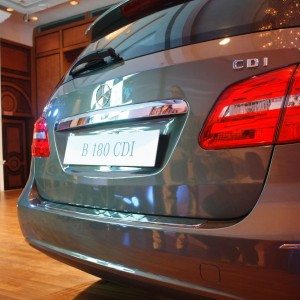 Mercedes B Class diesel B CDI pics price